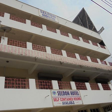Seldom Hotel Nairobi Exterior photo